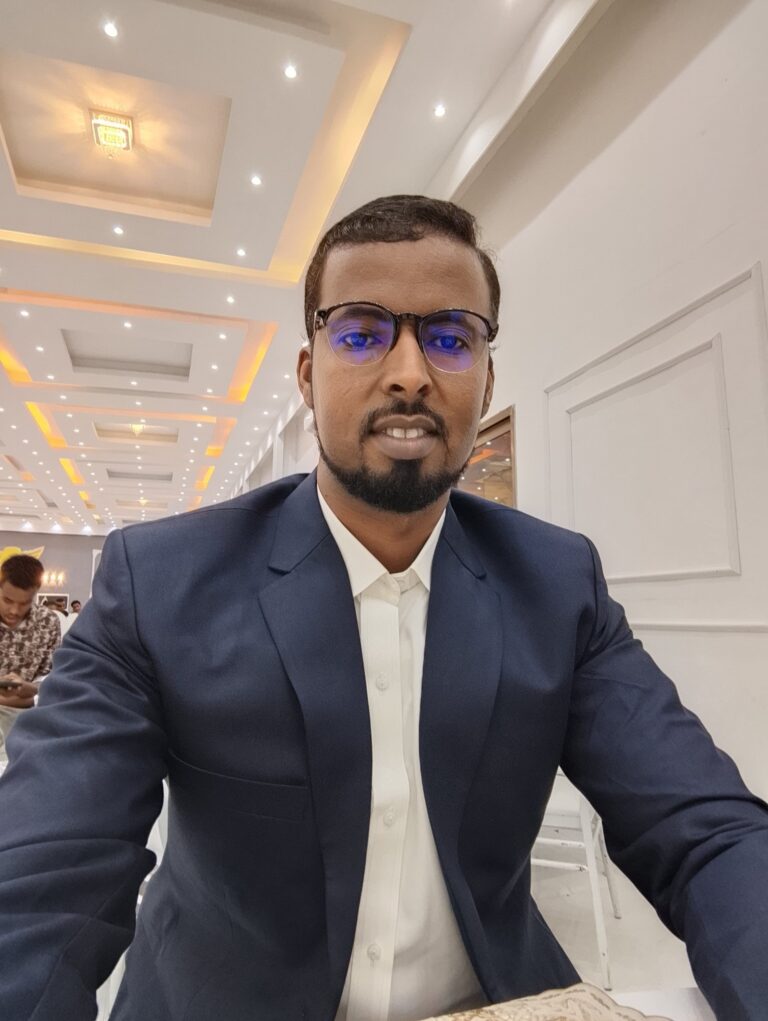 Maxamed Nadiif Showkaani